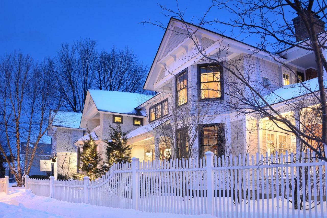 The Springwater Bed And Breakfast Saratoga Springs Extérieur photo