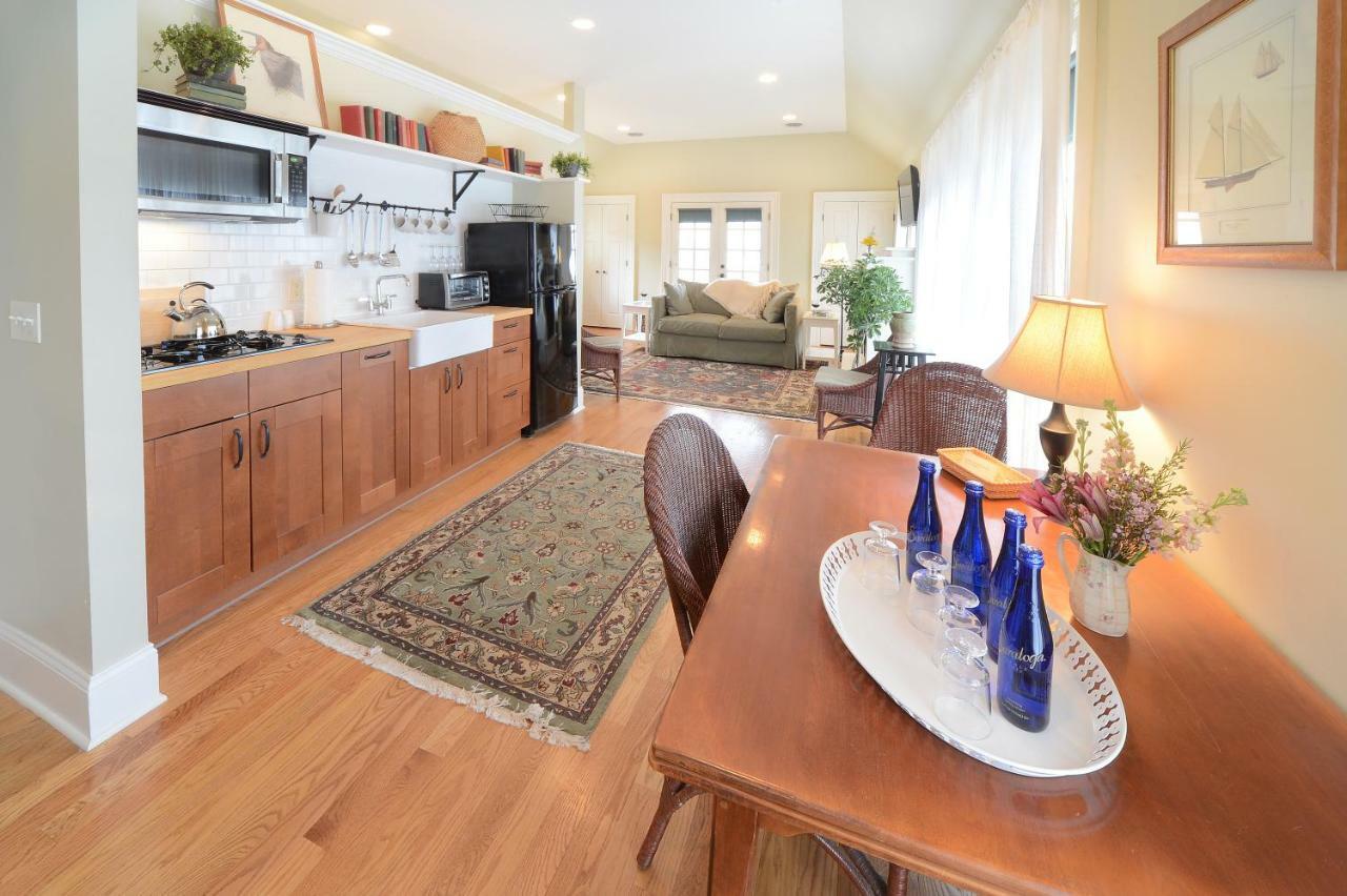 The Springwater Bed And Breakfast Saratoga Springs Extérieur photo