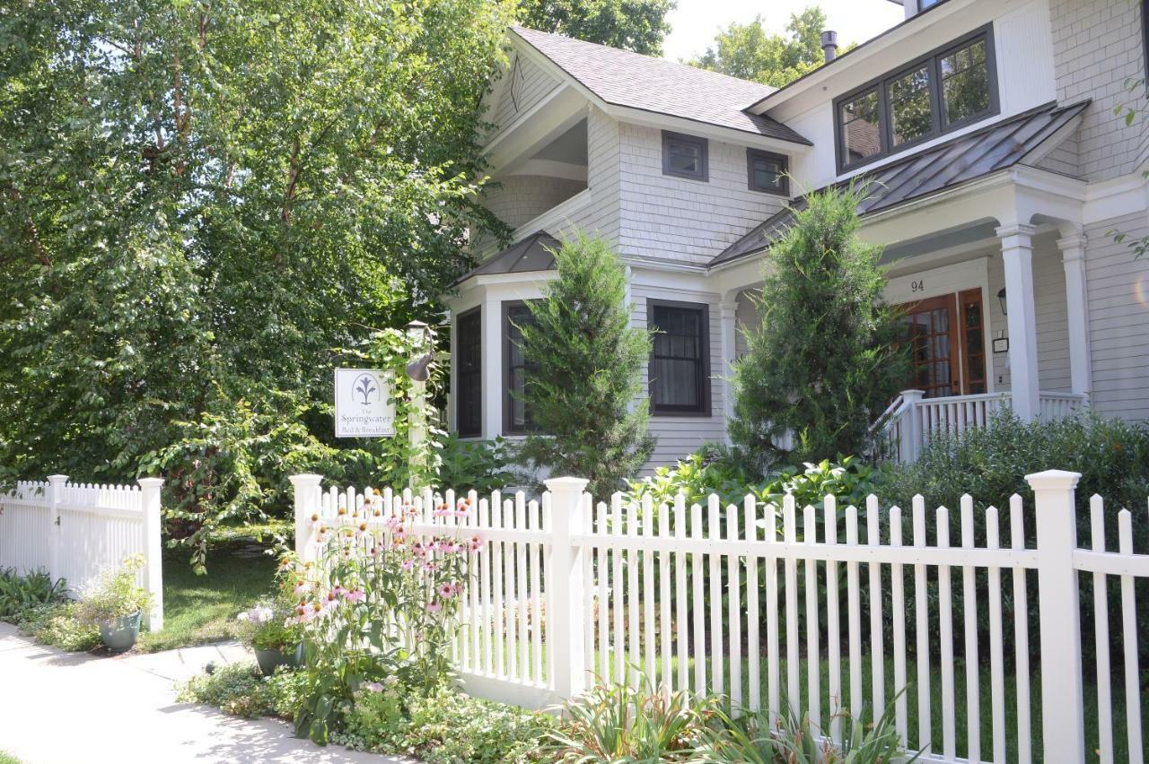 The Springwater Bed And Breakfast Saratoga Springs Extérieur photo